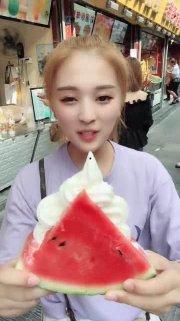 网红姐妹吃瓜,幕后真相曝光