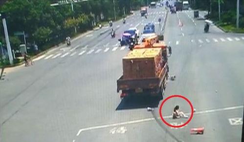 天门扛大旗网红吃瓜视频,揭秘网络红人幕后生活